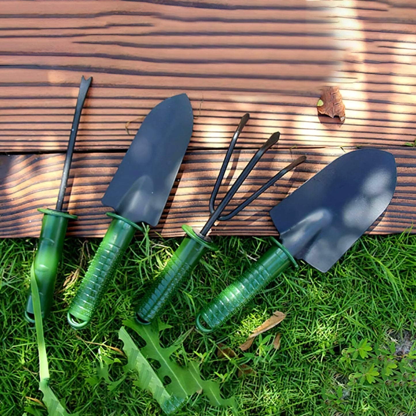 4-Piece Garden Tool Kit Shovel Heavy Metal Outdoor Ergonomic Kit-