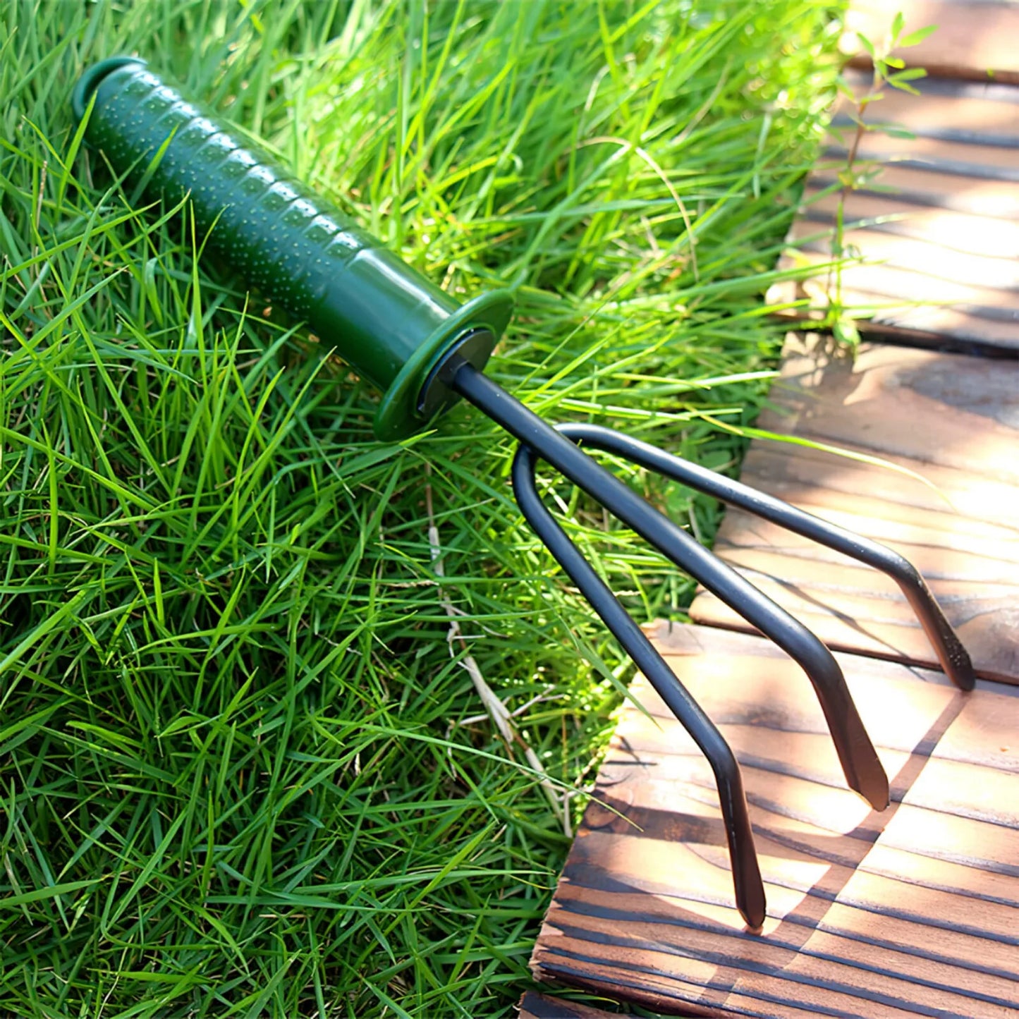 4-Piece Garden Tool Kit Shovel Heavy Metal Outdoor Ergonomic Kit-